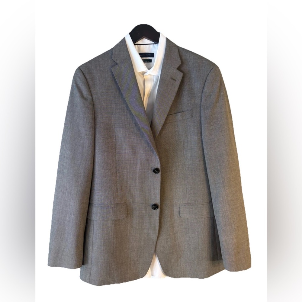 Tommy Hilfiger Men’s Charcoal Grey 3 Button Blazer 38R